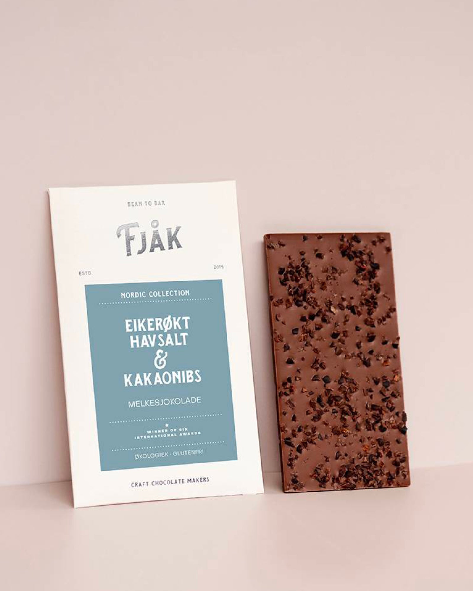 Fjåk sjokolade - Sjokolade - Einerøkt havsalt og kakaonibs | Flor - 3