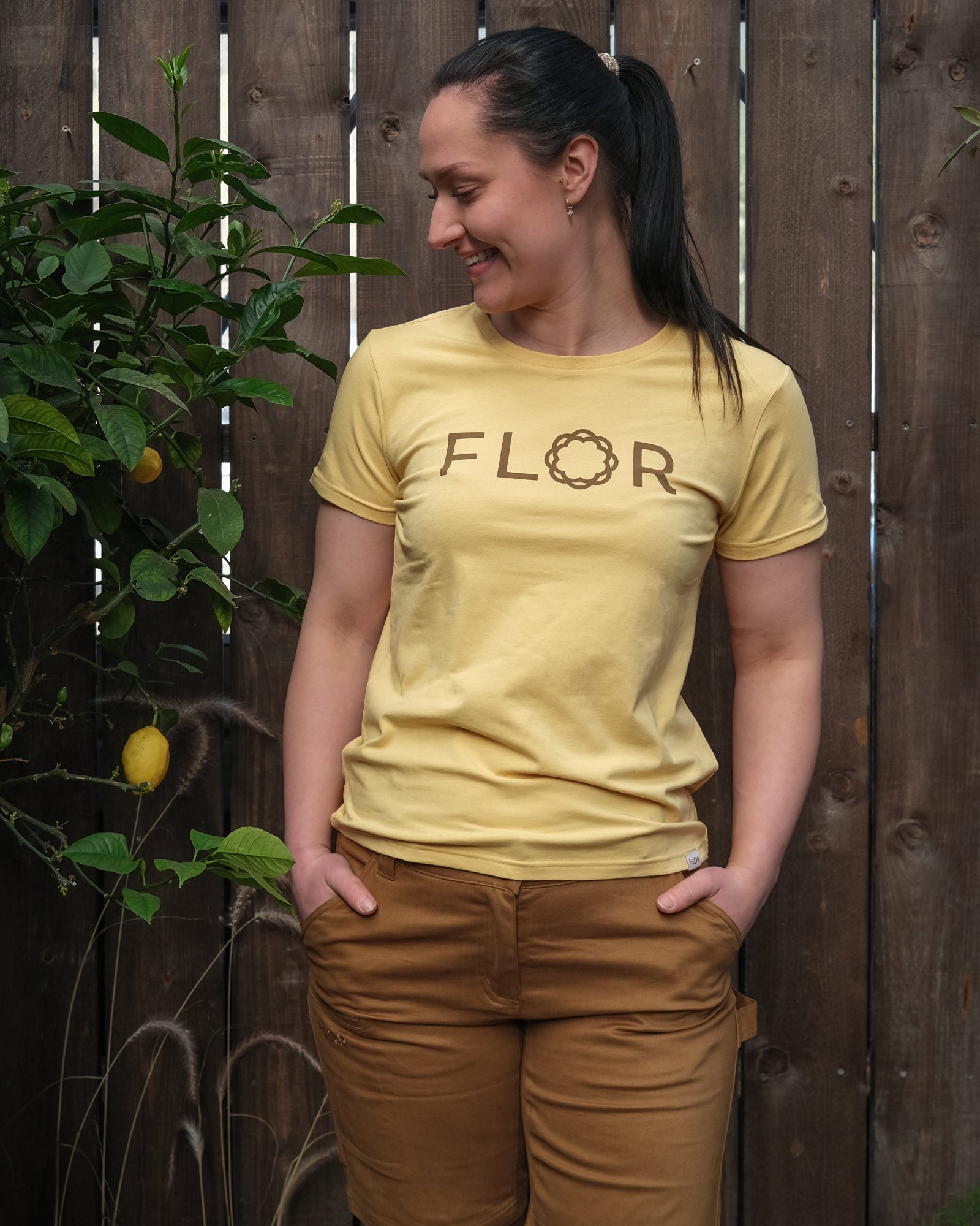 Flor logo t - skjorte - T - skjorte - Strågul | Flor - 4